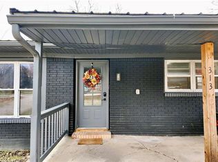 313 Keeth Rd, Crocker, MO 65452