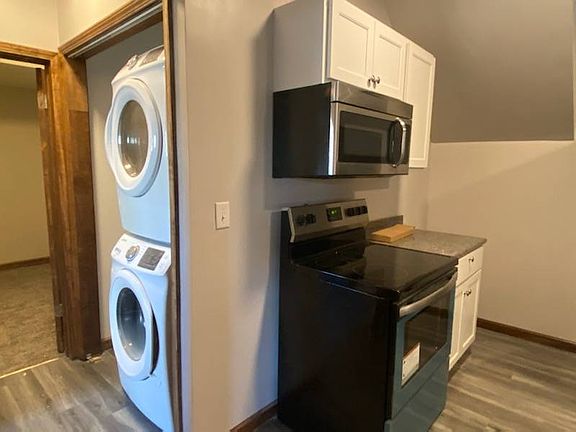 5th image of 15 S Long St #3