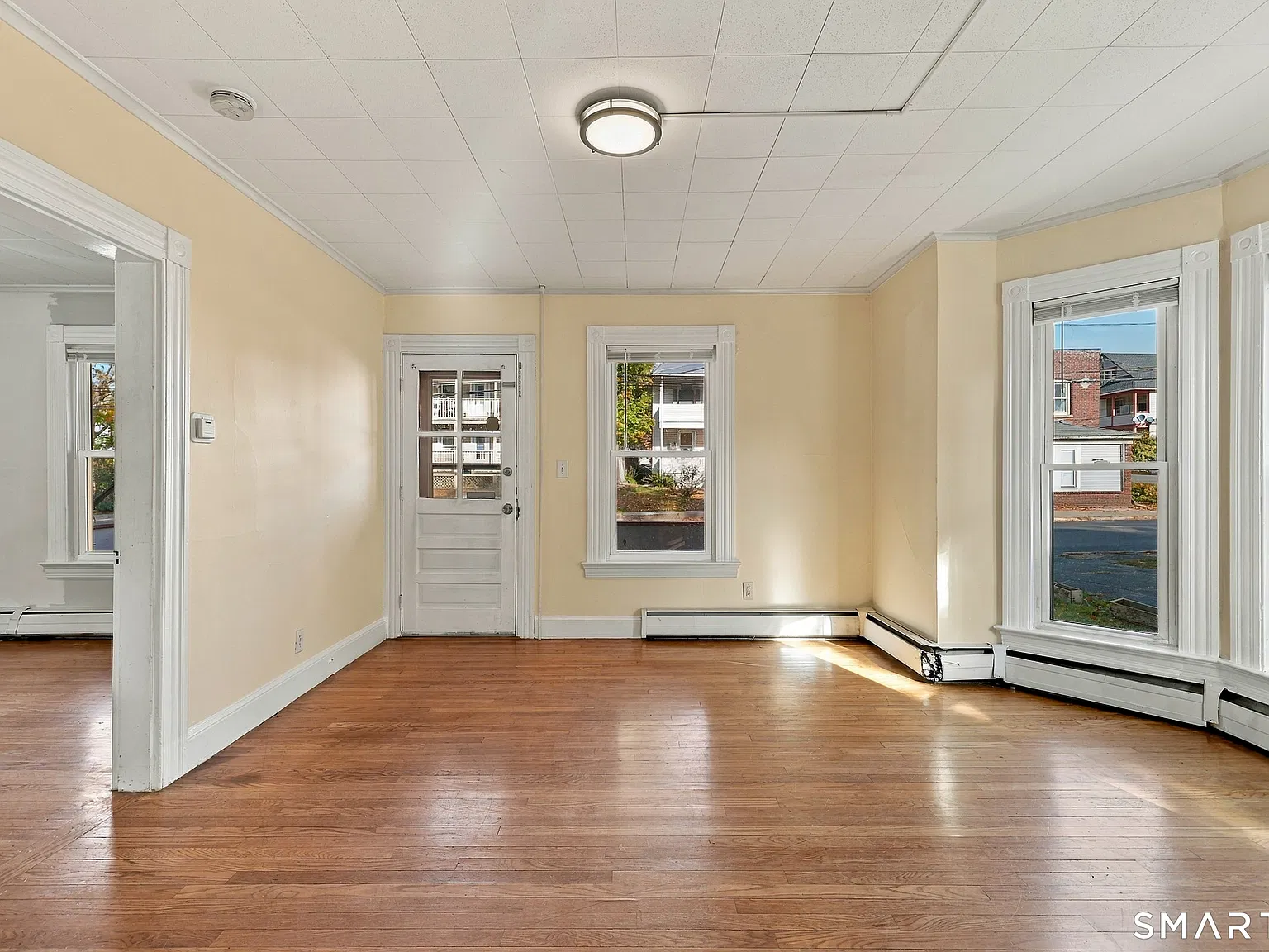 2 bed, 1.0 bath, 900 sqft, $1,400 — Photo 3