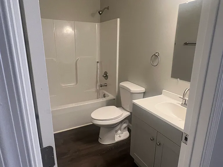 348 Elm St — Photo 15