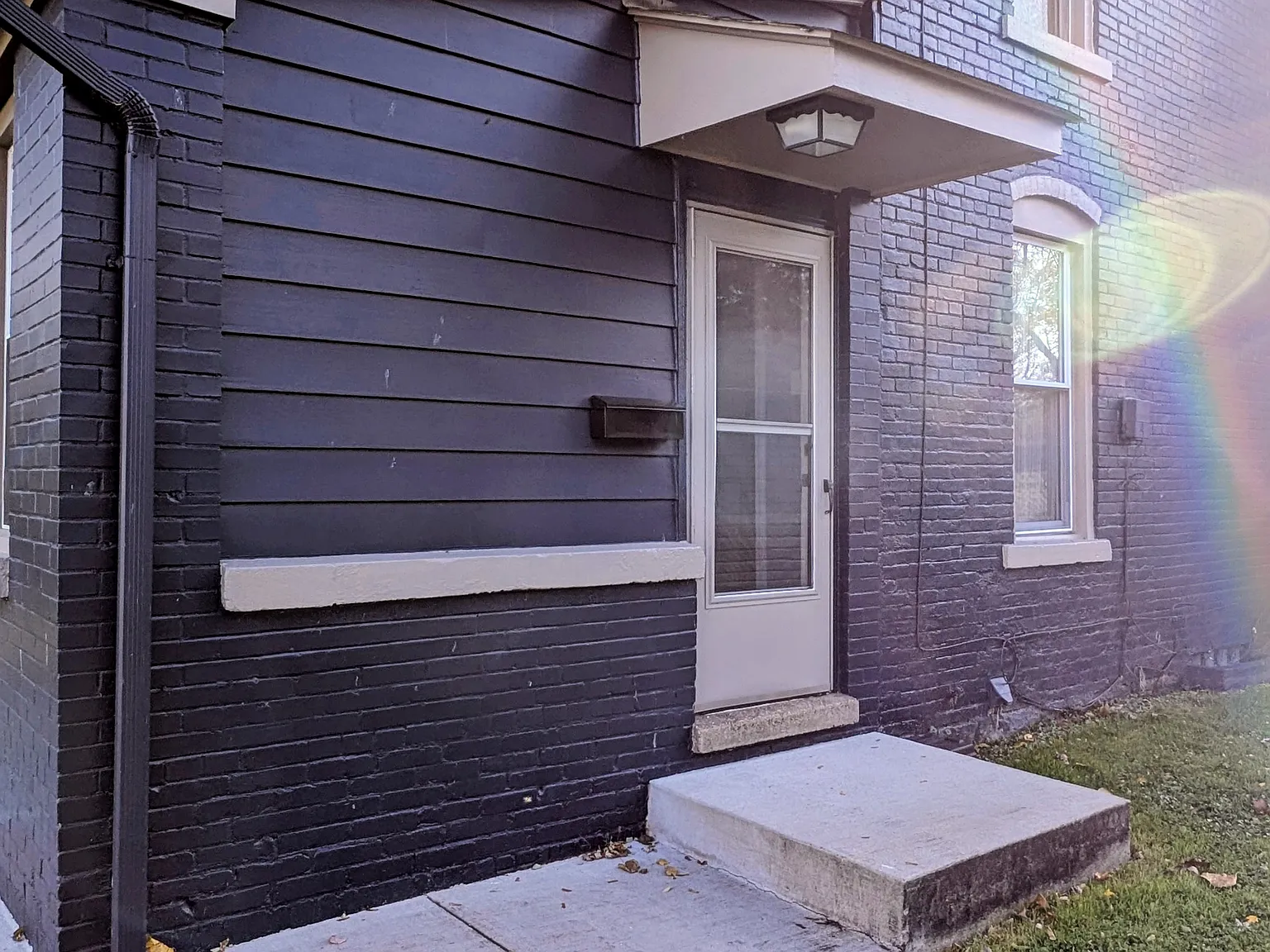1 bed, 700 sqft, $1,200 — Photo 2