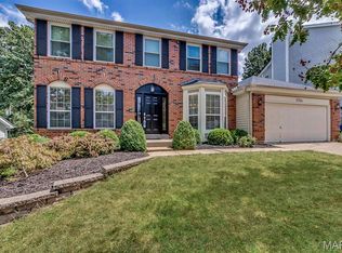 1154 Dunston Dr, Saint Louis, MO 63146