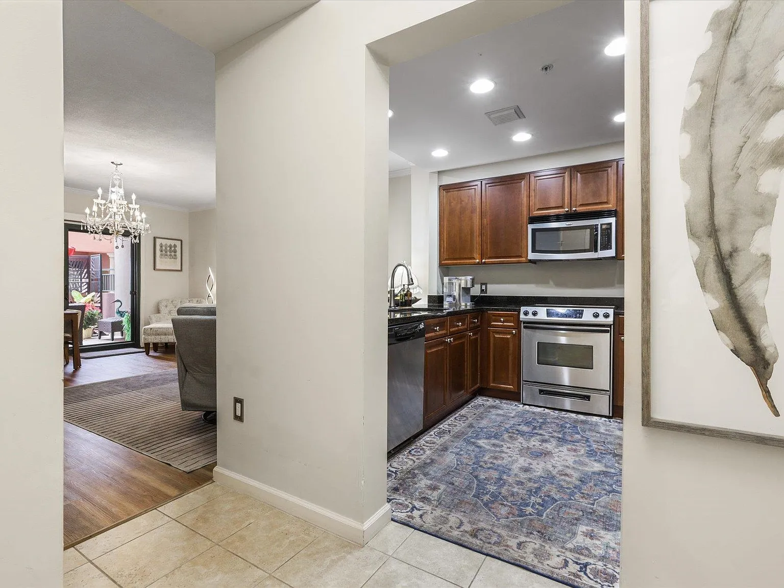 1 bed, 1.5 bath, 896 sqft, $3,000 — Photo 1