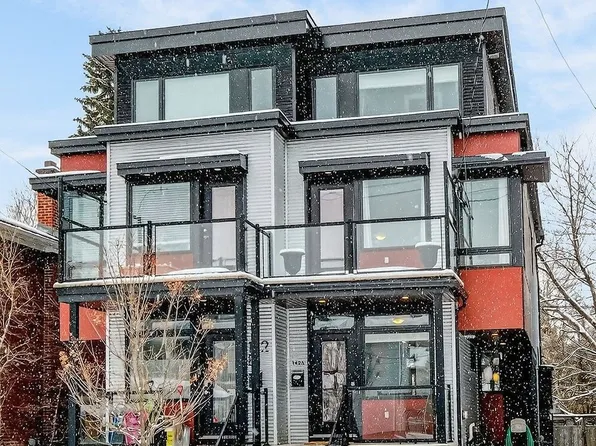 142 Queen Mary St #A, Ottawa, ON K1K 1X5