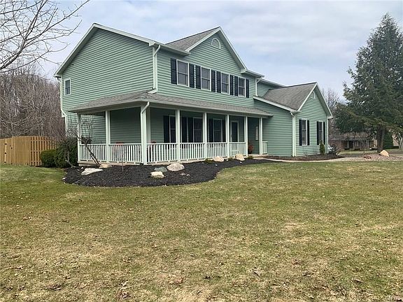 5th image of 8825 Madeleine Dr