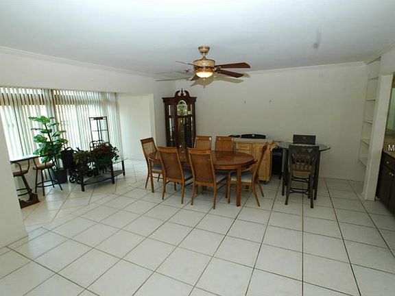 3rd image of 4164 Pinelake Ln APT 101