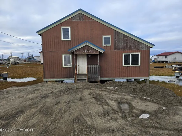 7570 Utiqtuq St, Barrow, AK 99723