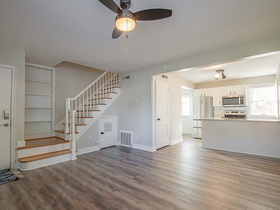 5th image of 100 Lewis Dr Unit 8F