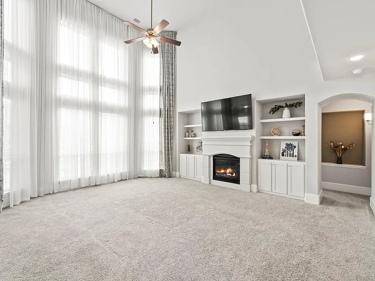3938 Avalon Ridge Dr — Photo 16