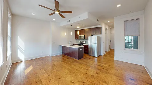 Floor plan 1812 Race St 301