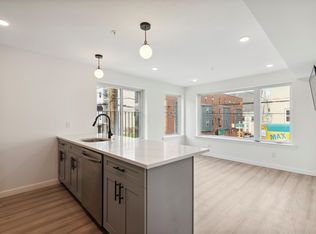 1338 N 15th St #B1, Philadelphia, PA 19121