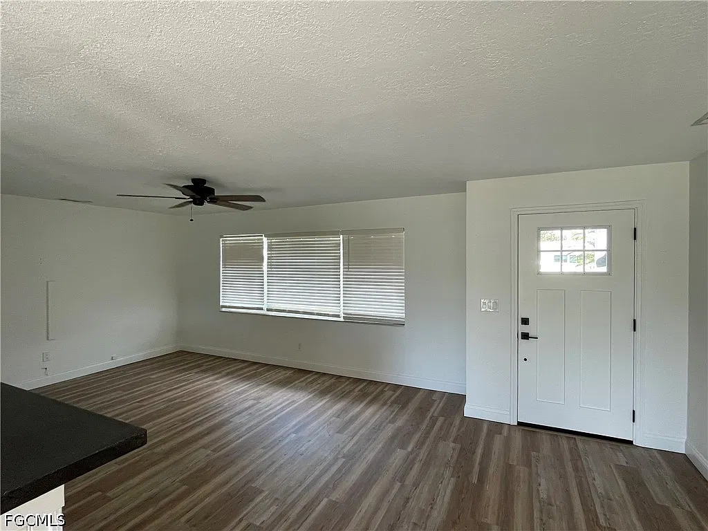 2 bed, 1.0 bath, 1063 sqft, $1,700 — Photo 3