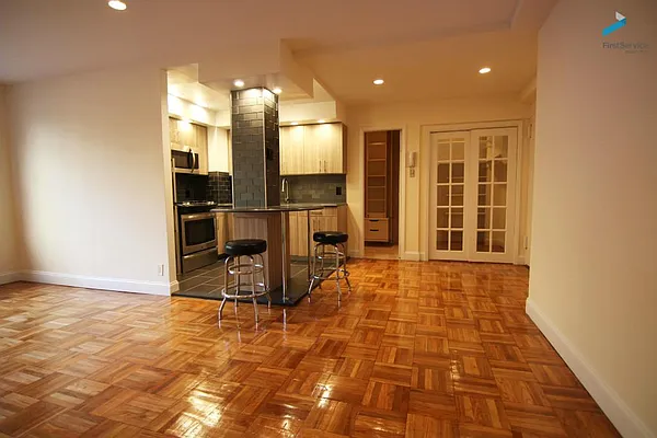 Rented by FirstService Realty (legacy) | media 12