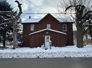 496 Venetia Rd, Venetia, PA