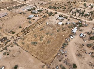 6225 Sunnyslope Rd, Phelan, CA 92371