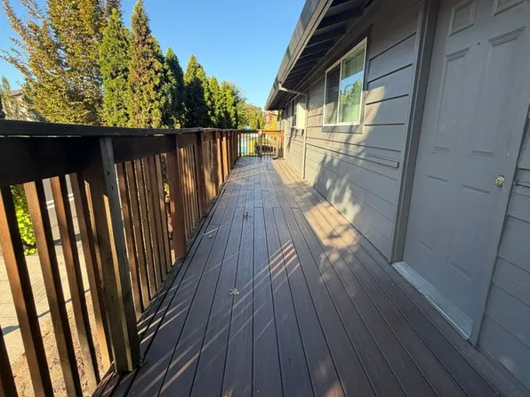 18675 SW Boones Ferry Rd #1-7, Tualatin, OR 97062