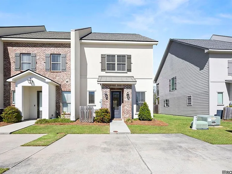 5030 Myrtle Trail Dr — Photo 2
