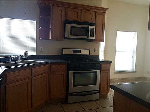 4th image of 14265 Tierra Yamila Ln
