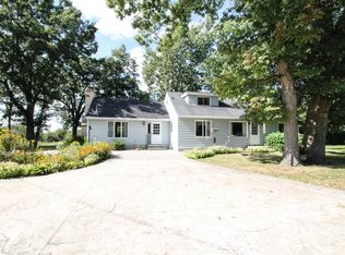 W1008 Shady Ln, Oconomowoc, WI 53066