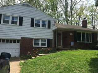 7417 Dunston St, Springfield, VA 22151