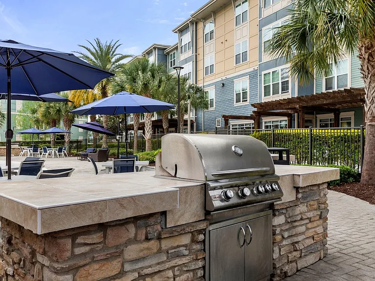Citi Lakes - Grilling Area