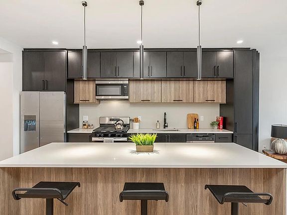 4th image of 1810 Germantown Ave #1F