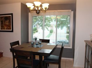 404 King Dr, Saint Charles, MO 63303
