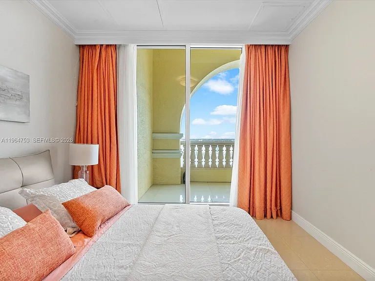 17875 Collins Ave #4405 — Photo 37