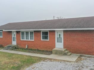 712 E 3rd St, Reynolds, IN 47980