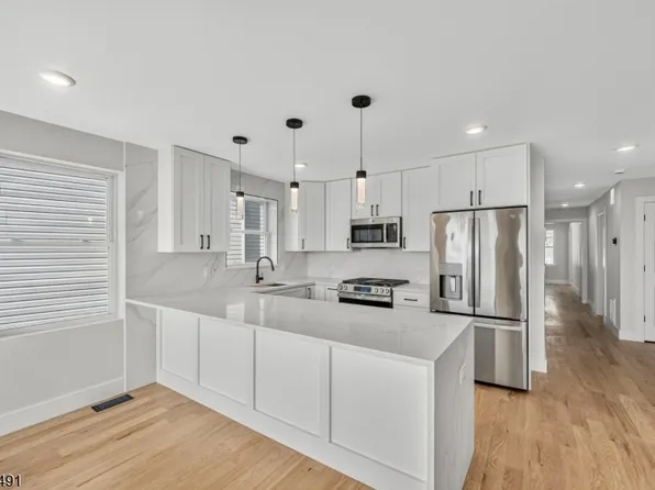 62 Hillside Ave #1, Newark, NJ 07108