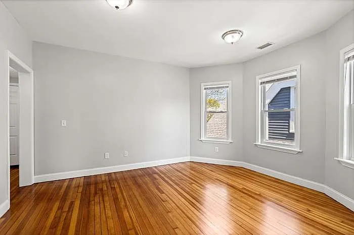 51 King St #3 — Photo 7