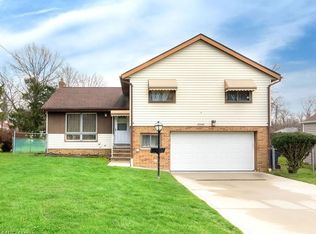 25242 Chardon Rd, Richmond Heights, OH 44143