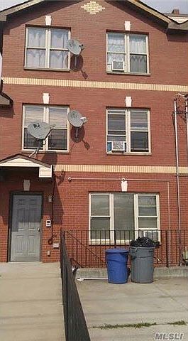 2nd image of 695 Fountain Ave #2