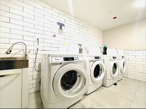 2nd image of 834 Herkimer St #2R