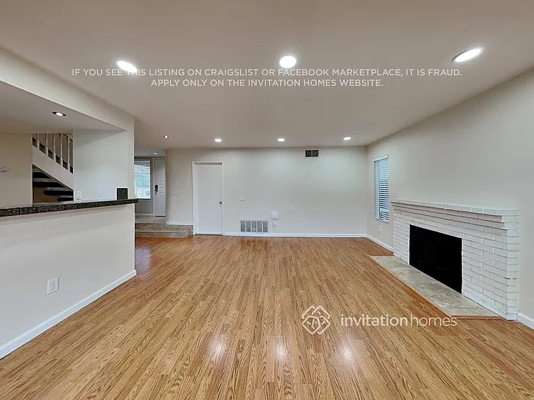 23270 Elfin Pl — Photo 4