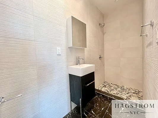 Rented by Hagstrom Management Inc | media 15