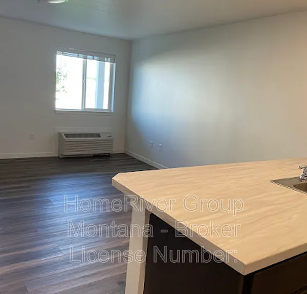 1355 Rodgers St #208 — Photo 4