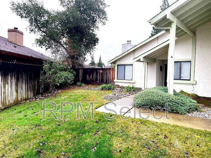 2nd image of 11206 Powder River Ct
