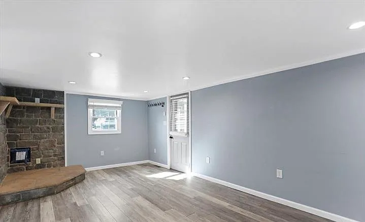 14301 Dutchtown Rd — Photo 2