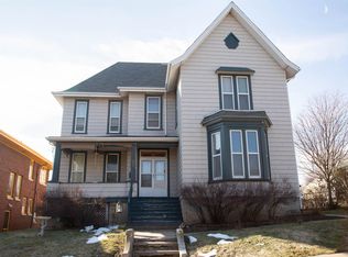 723 Wilson Ave, Dubuque, IA 52001