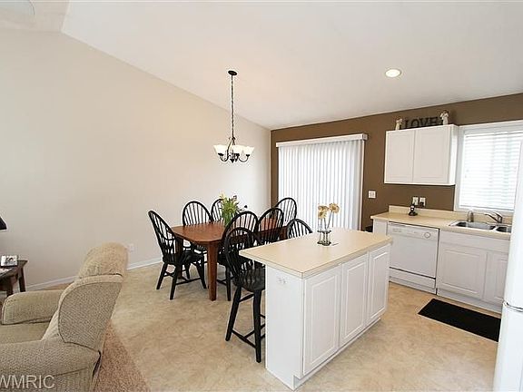 4th image of 15409 Mercury Dr