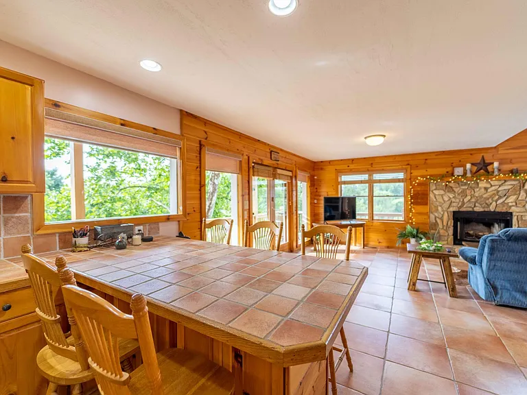 361 Deer Crossing Rd — Photo 12