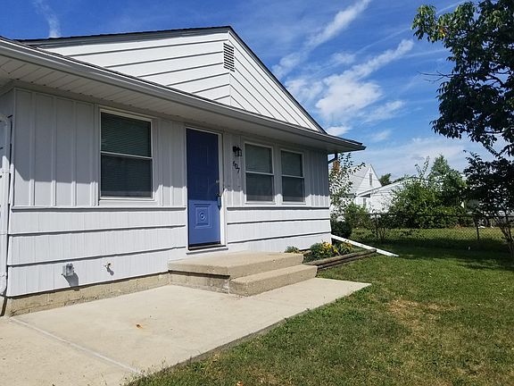 2nd image of 607 Savannah Dr