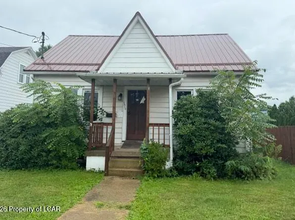 1610 Orange St, Berwick, PA 18603