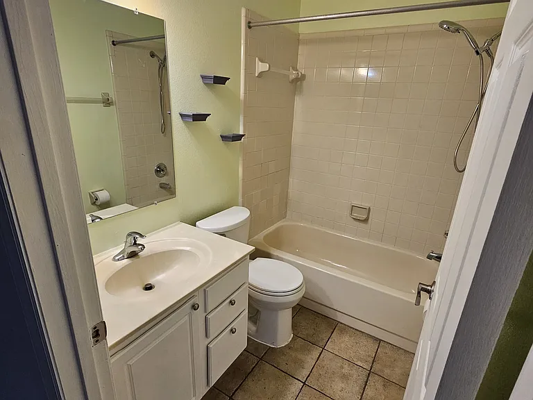 3154 S Semoran Blvd — Photo 12