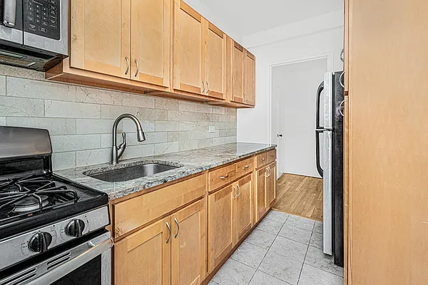 Sold by Re/Max In The City | media 5