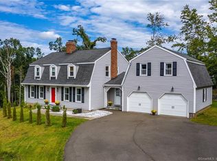 68 Mountain Brook Rd, North Haven, CT 06473