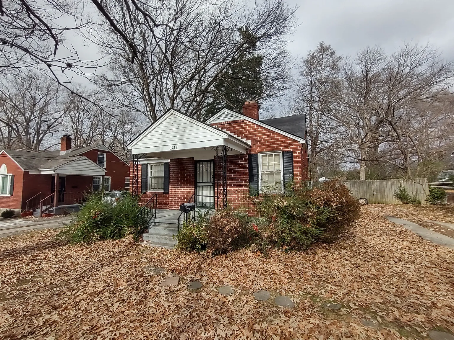 2 bed, 1049 sqft, $850 — Photo 1