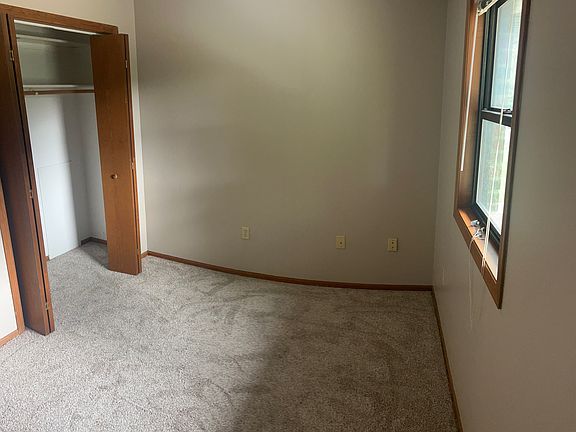 5th image of 407 W Valley Ave #204