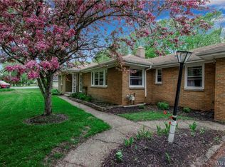 6295 Hamm Rd, Lockport, NY 14094